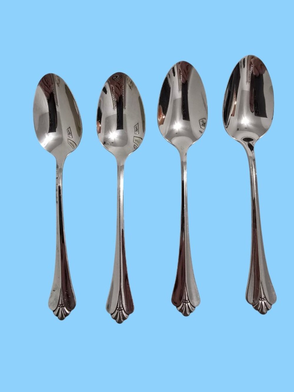 4 Oneida Community Royal Flute Stainless Steel Teaspoons Flatware